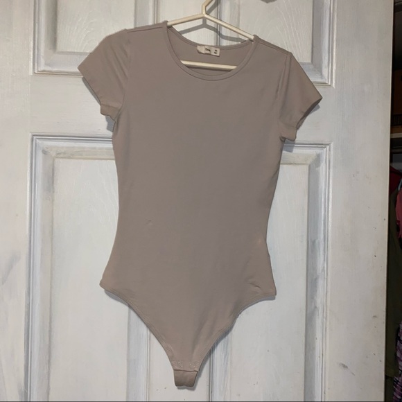 2/$15 TNA Nude Bodysuit - Picture 6 of 10